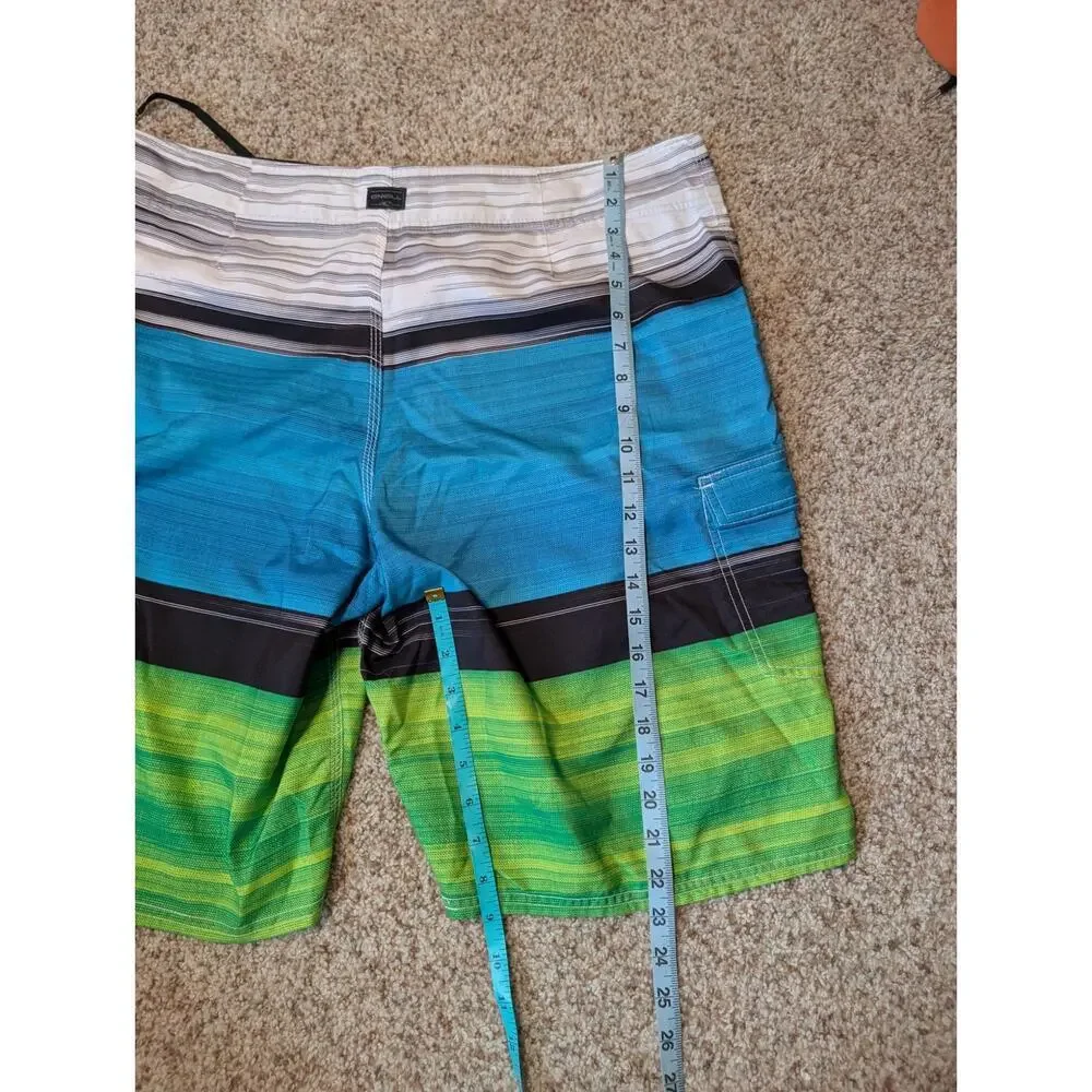 O'NEILL Mens Swim suit, size 36, classic striped bathing trunks; surfer, skater